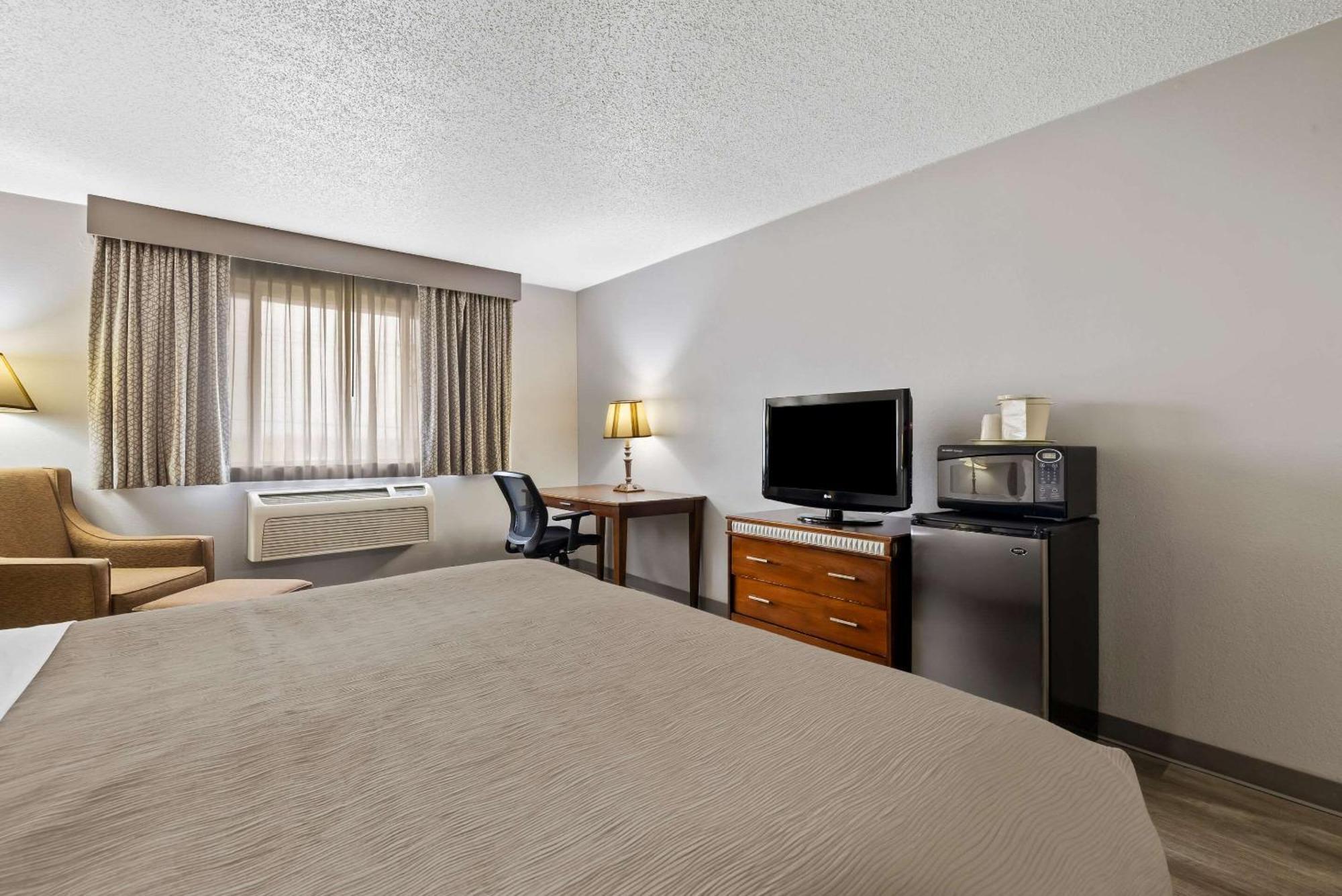 Quality Inn Near Monument Health Rapid City Hospital Εξωτερικό φωτογραφία