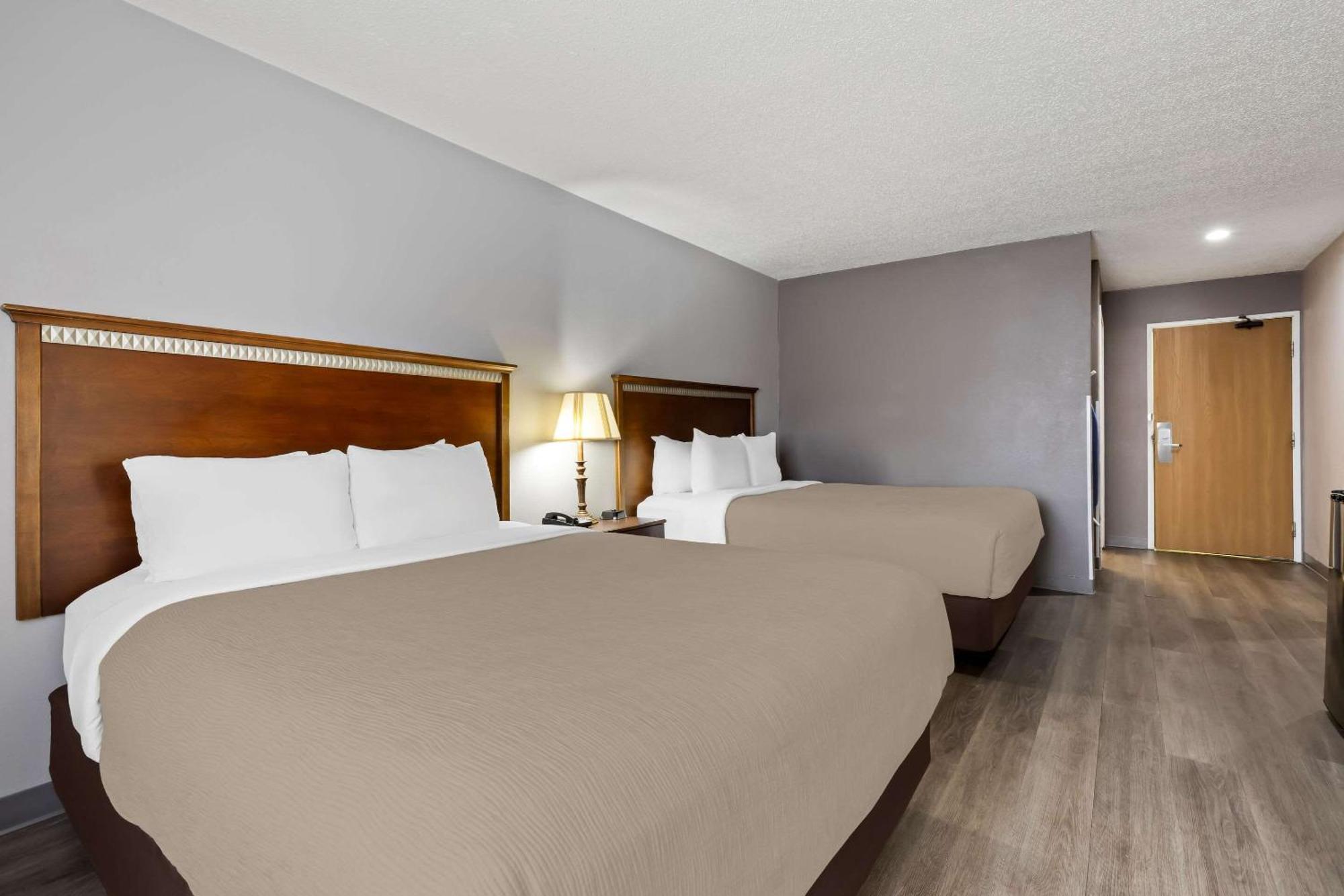Quality Inn Near Monument Health Rapid City Hospital Εξωτερικό φωτογραφία