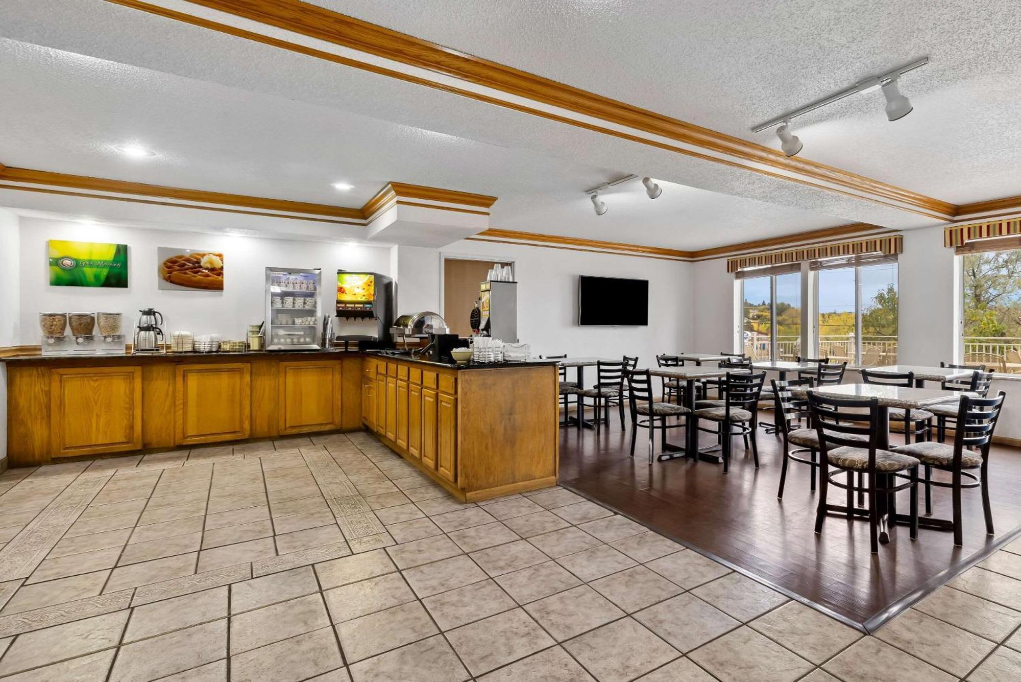 Quality Inn Near Monument Health Rapid City Hospital Εξωτερικό φωτογραφία